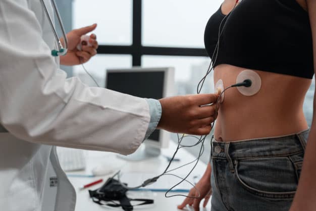 Holter cardíaco: el examen que escucha a tu corazón cuando más lo necesitas